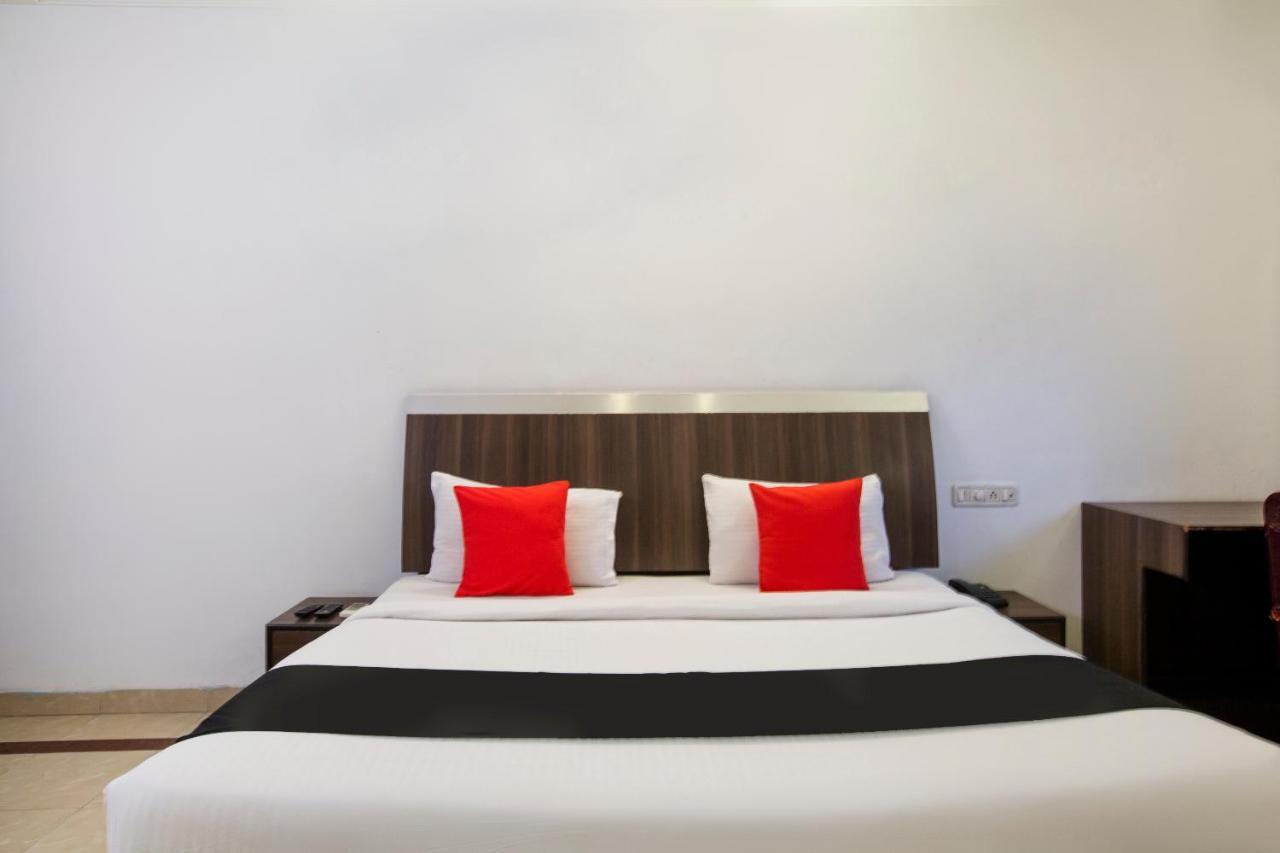Capital O 69831 Hotel Mount Heera Chennai Eksteriør billede